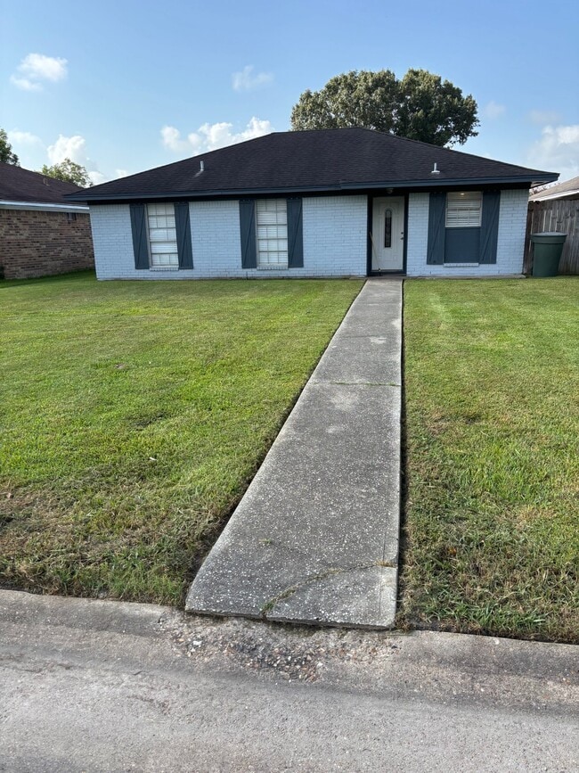Building Photo - 9185 Mapes St