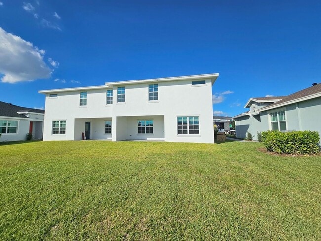 Building Photo - 19672 WHISPERING CREEK Rd