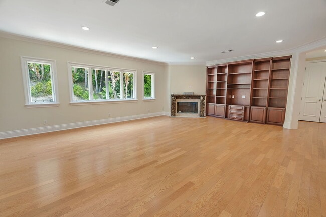 Building Photo - 2784 Deep Canyon Dr