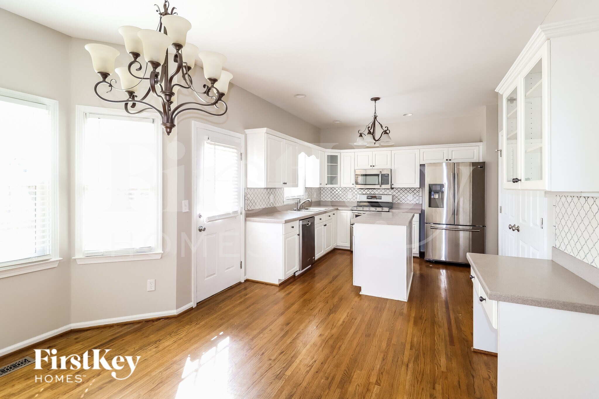 Building Photo - 1513 Oak Park Dr