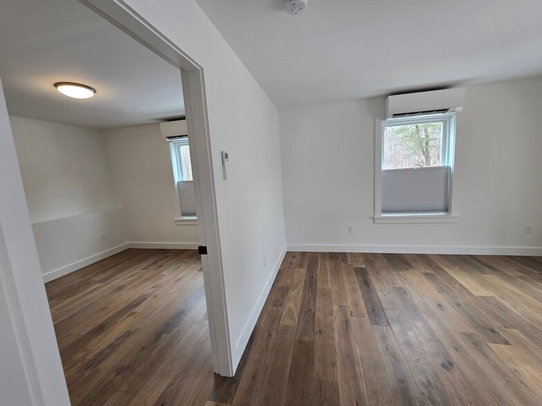 Building Photo - 143 Martin Rd