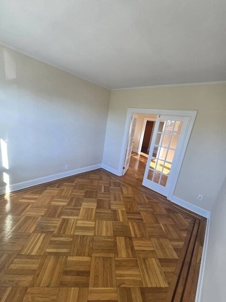 Building Photo - 51-20 47th St