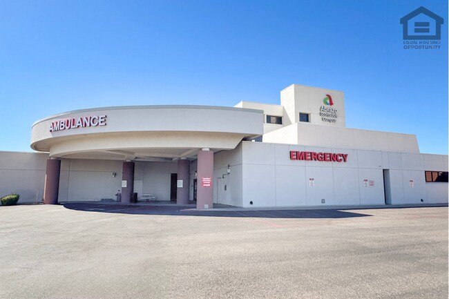Building Photo - 3111 E Charleston Ave