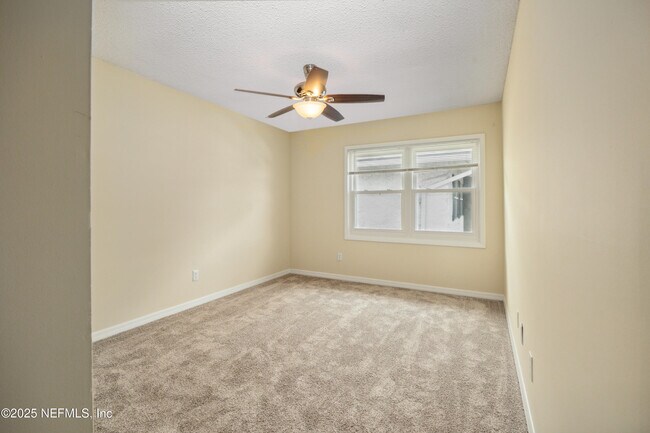 Building Photo - 695 A1A N