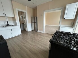 Building Photo - 14 McElwain Ave