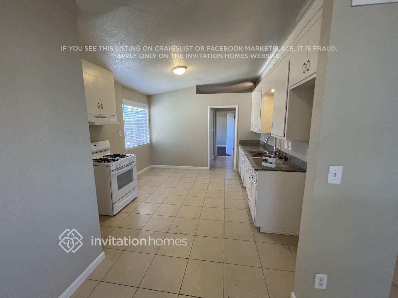 Building Photo - 32 Bryan Ave