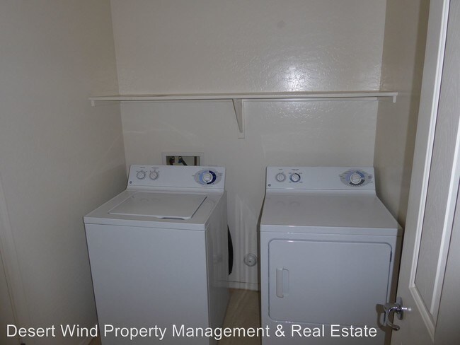 Building Photo - 3470 E Riopelle Ave