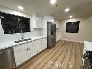 Building Photo - 371 S Sierra Madre Blvd