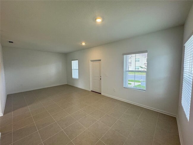 Building Photo - 2318 White Buffalo St