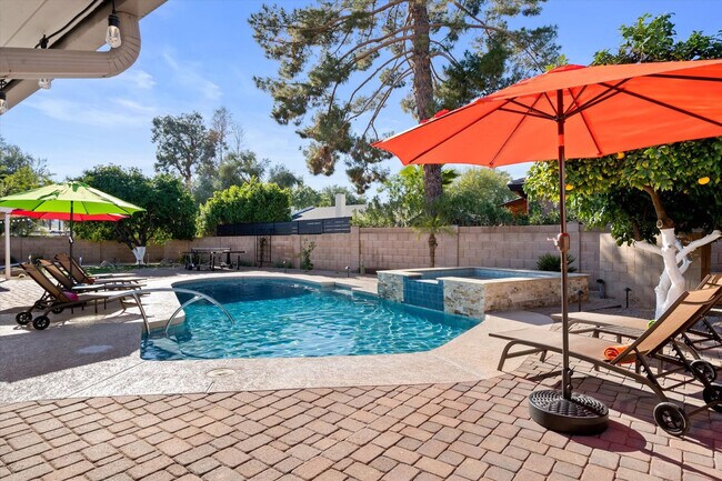 Building Photo - 14836 N Moon Valley Dr