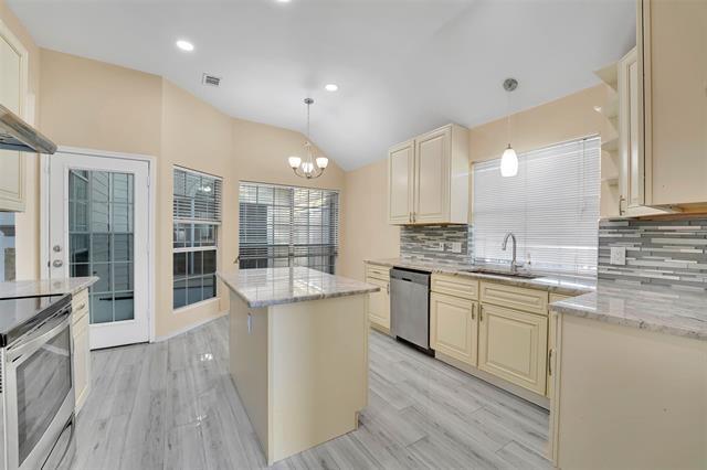 Building Photo - 4221 Creekstone Dr