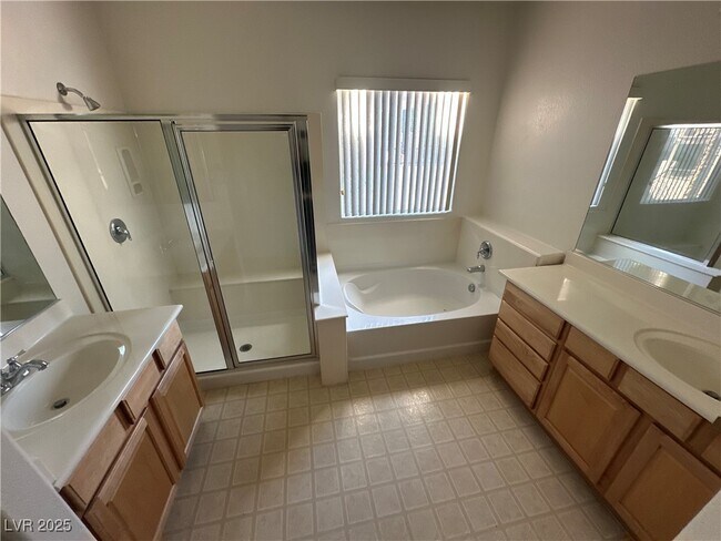 Building Photo - 856 S Colina Alta Pl
