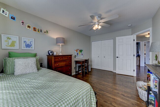 Building Photo - Stunning Upgraded 5BR 4BA Lafayette Home Near Coal Creek Trail & Hwy 287**