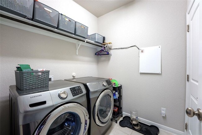 Building Photo - 17600 Penfolds Dr