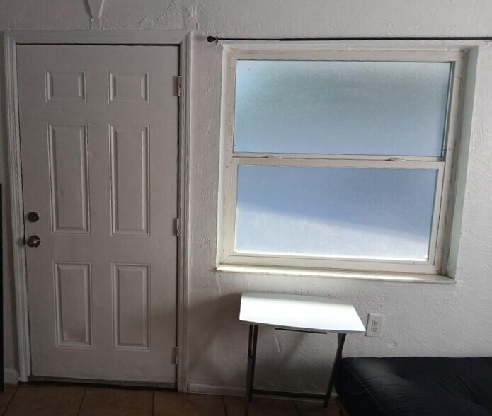 Building Photo - 6232 62nd Ave N