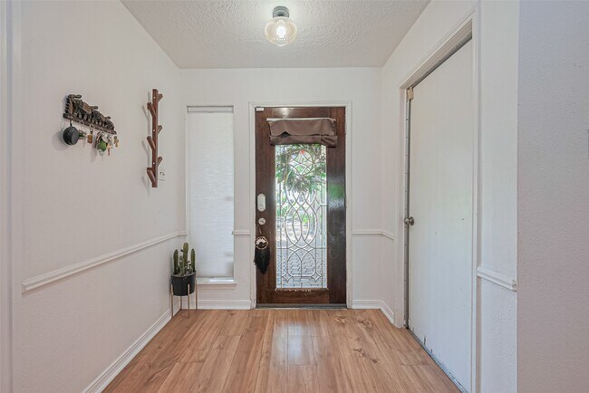 Building Photo - 8018 Zimmermann Dr