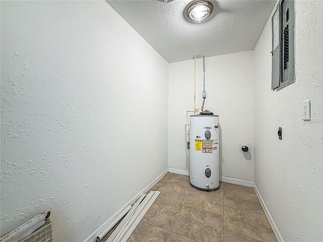 Building Photo - 7250 12th Ave N