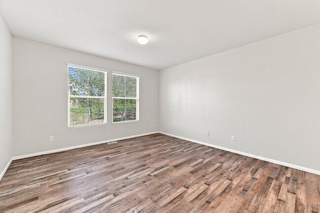 Building Photo - $2,040.95 with $300 Off the first month's rent - 2 Beds, 2.5 Baths, Townhome in Fountain with 2-C...