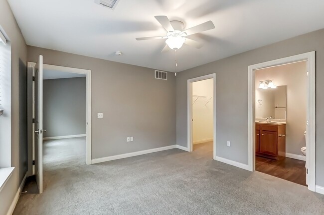 Building Photo - Victory Place Villas - 2 Bedroom, 2 Bathroom