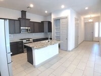 Building Photo - Gorgeous Los Lunas 3 Bedroom! Open layout! Tons of space. Built in 2021