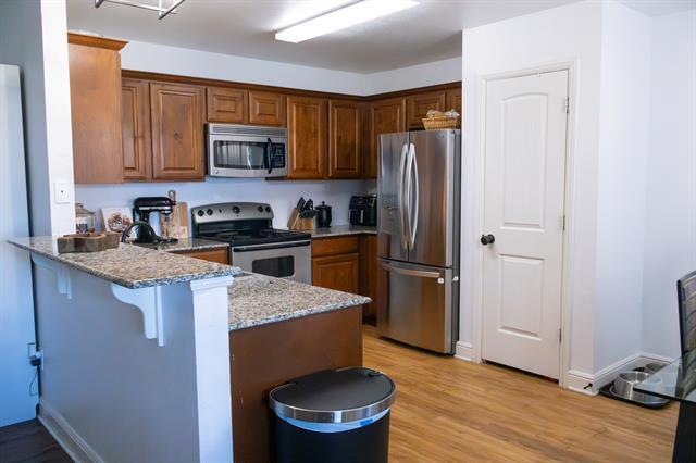 Building Photo - 2304 Eton Pl