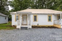 Building Photo - 627 Colston St