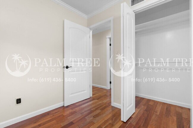 Building Photo - 1811 Greenfield Dr