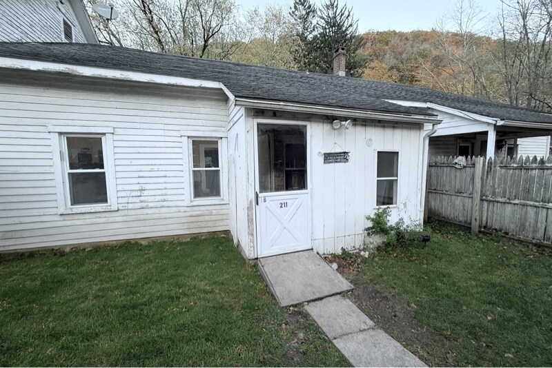 Building Photo - 211 Old Rte 22