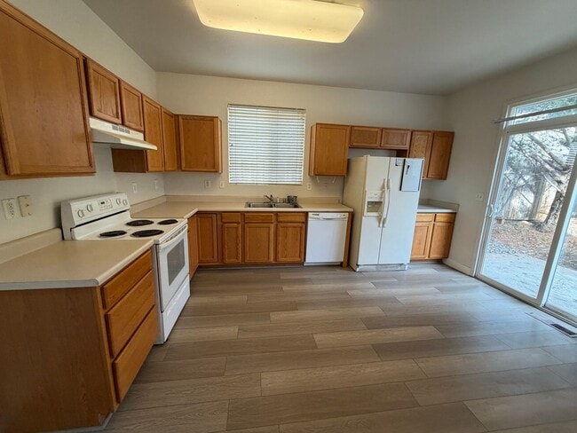 Building Photo - 3 Bedroom 2.5 Bathroom Home in Northwest Reno!