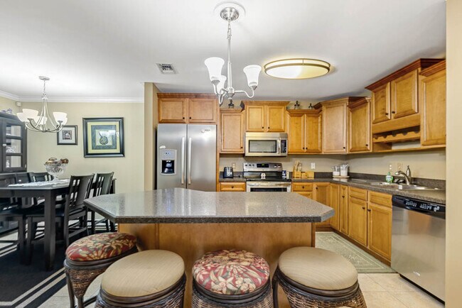 Building Photo - 3591 Kernan Blvd S