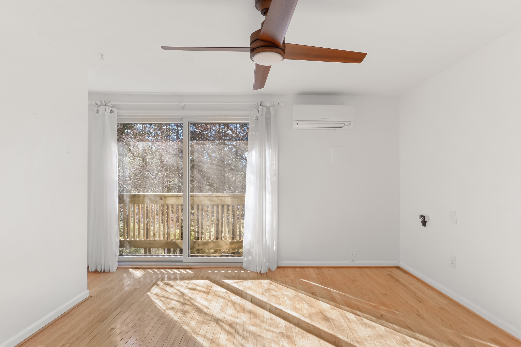 Building Photo - 2103 Laurel Brook Rd