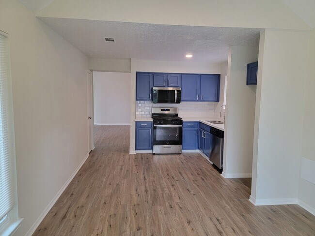 Building Photo - 6311 Diamond Rock Dr