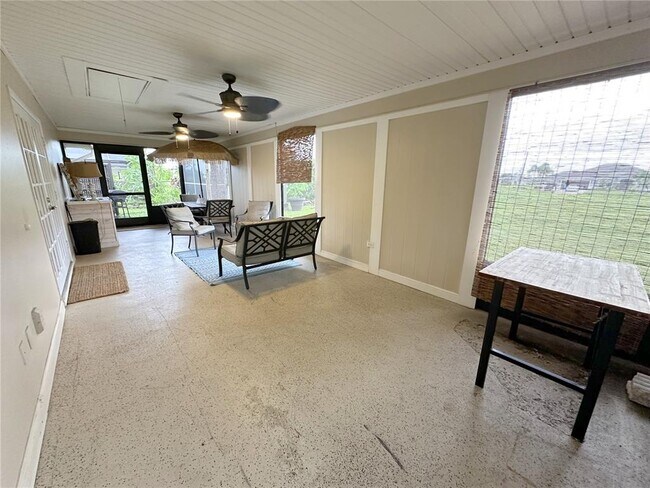 Building Photo - 229 Mark Twain Ln