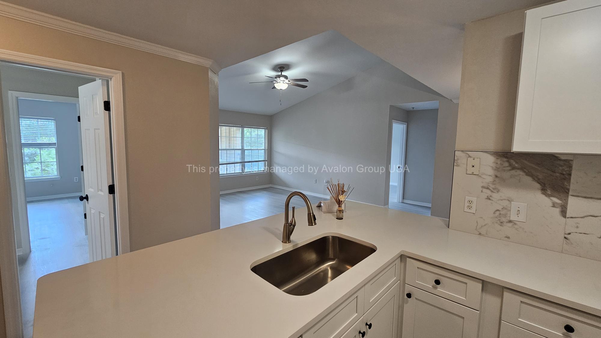 Building Photo - 7800 Point Meadows Dr