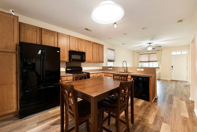 Building Photo - 4732 Lewis And Clark Trail