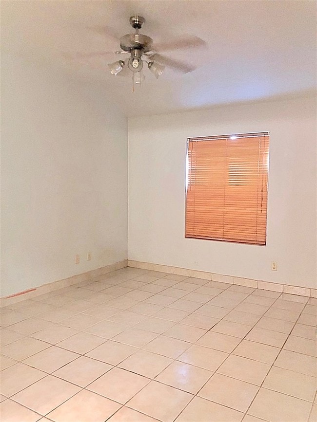 Building Photo - 1752 Tiara Trail