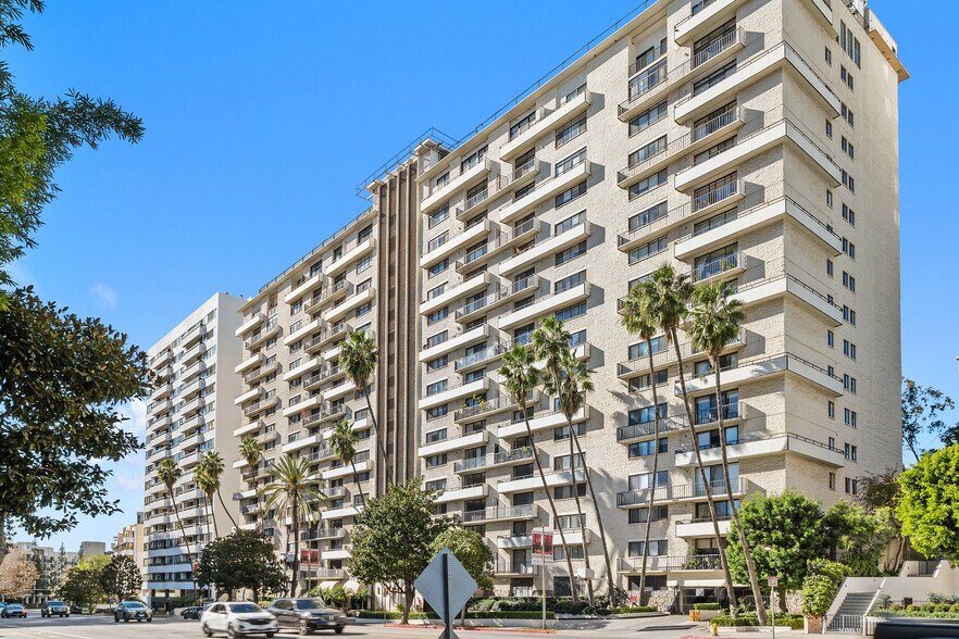 Building Photo - 10535 Wilshire Blvd