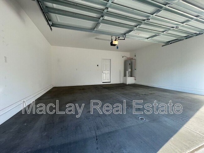 Building Photo - 1708 S 82nd Way