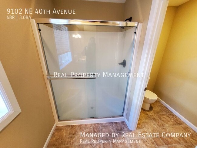 Building Photo - 9102 NE 40th Ave