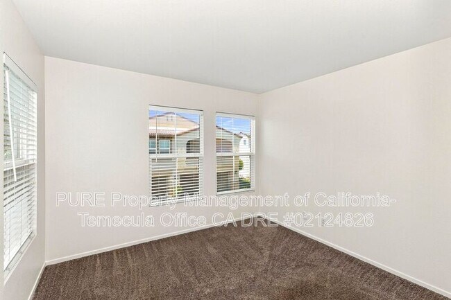 Building Photo - 41693 Wild Iris Ave