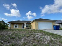 Building Photo - 3205 43rd St W