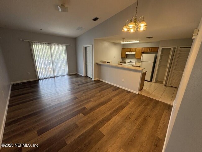 Building Photo - 6070 Maggies Cir