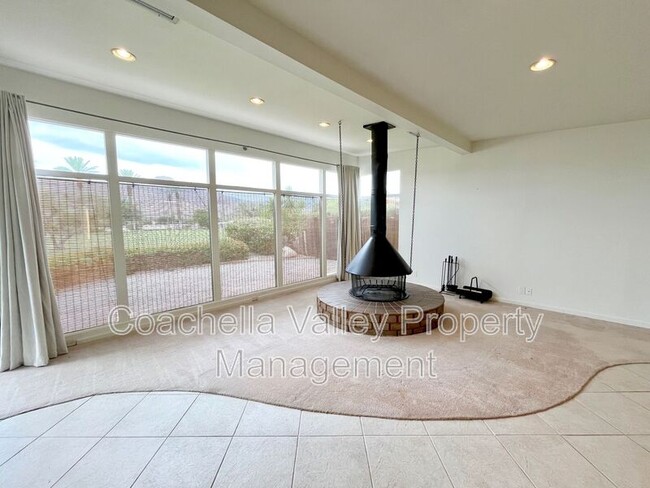 Building Photo - 77495 Cheyenne Dr