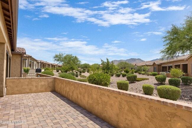 Building Photo - 39589 S Summerwood Dr