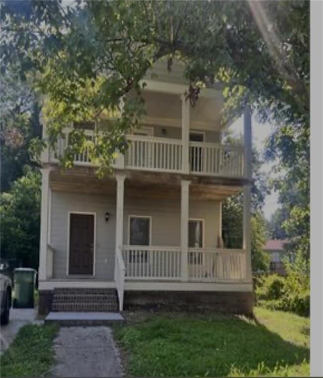 Building Photo - 15 Ollie St NW