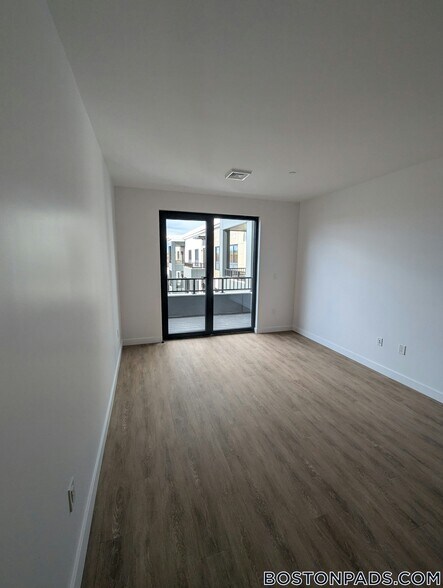 Building Photo - 199 Gardner St