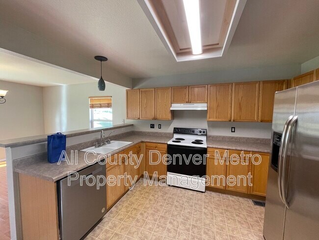 Building Photo - 451 Grey Swallow St