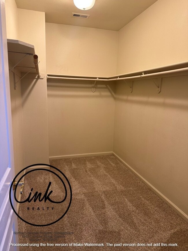 Building Photo - Cute townhome in Minden