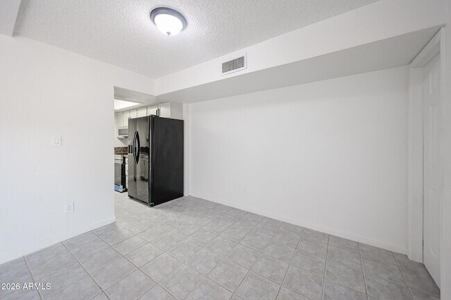 Building Photo - 17032 N 16th Dr