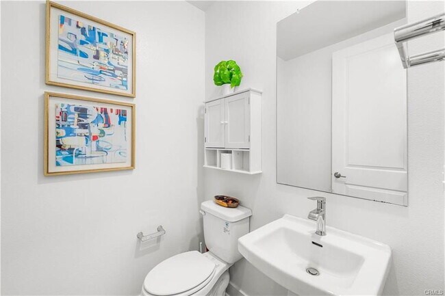 Building Photo - 120 Yugen